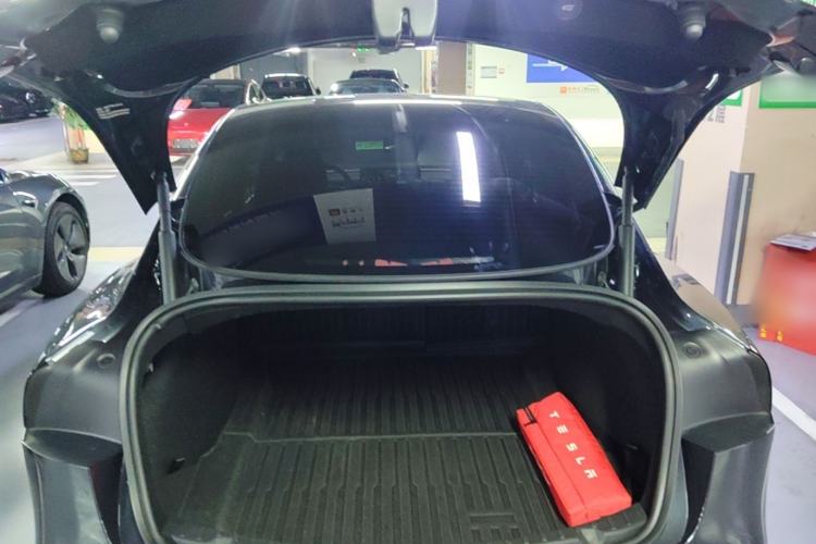 Used Tesla Model 3 2023 Long-Range All-Wheel-Drive Version Trunk