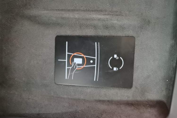 Used Tesla Model 3 2023 Rear-Wheel-Drive Version Vehicle Key