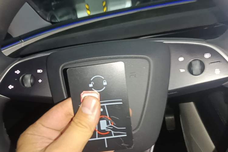 Used Tesla Model 3 2023 Rear-Wheel-Drive Version Vehicle Key