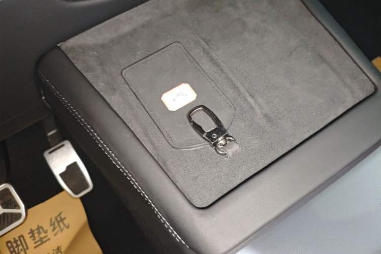 Used Tesla Model 3 2023 Long-Range All-Wheel-Drive Version Vehicle Key