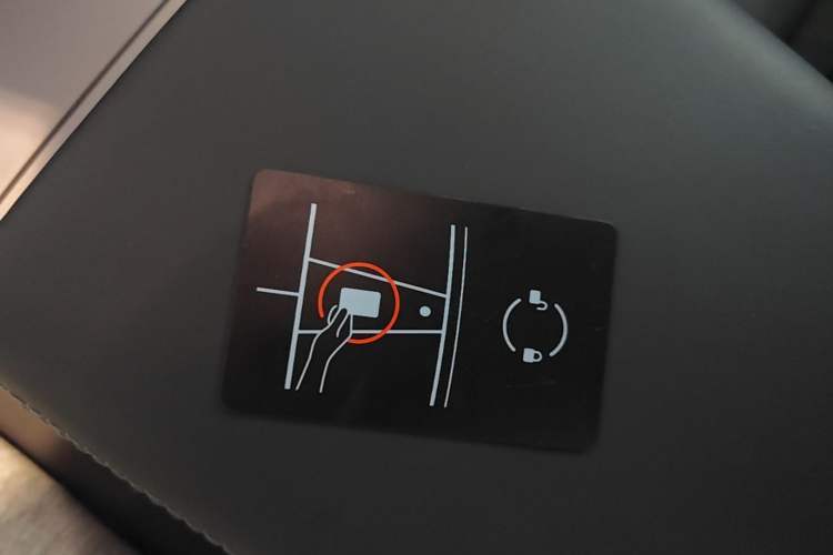 Used Tesla Model 3 2023 Rear-Wheel-Drive Version Vehicle Key