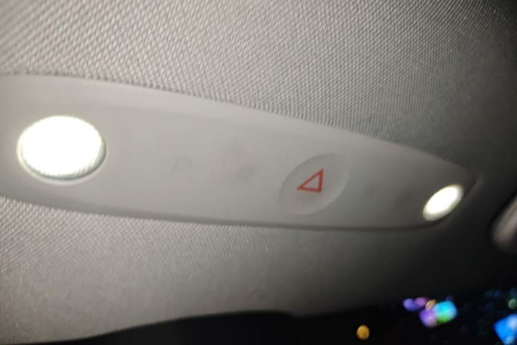 Used Tesla Model 3 2023 Long-Range All-Wheel-Drive Version Vehicle Key