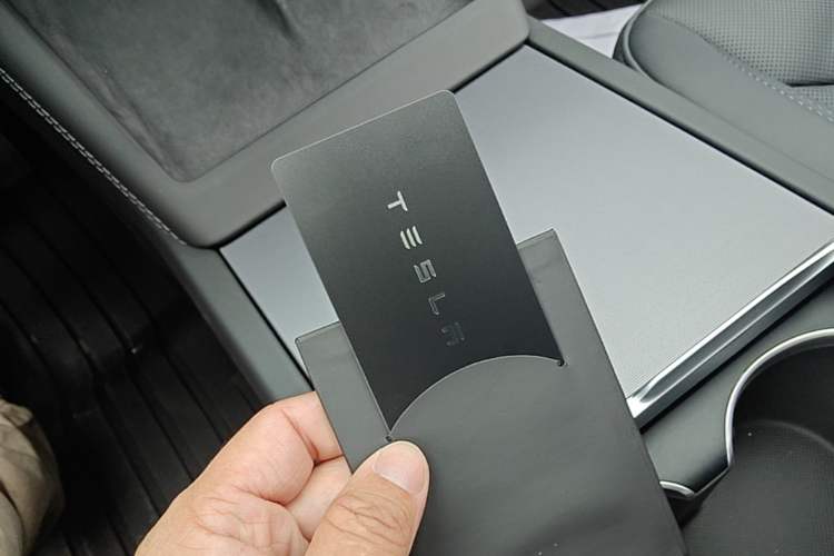 Used Tesla Model 3 2023 Long-Range All-Wheel-Drive Version Vehicle Key