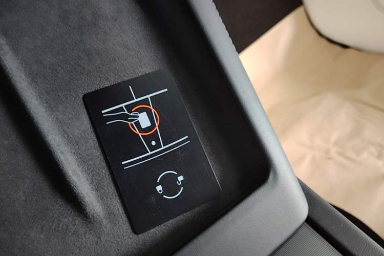 Used Tesla Model 3 2023 Rear-Wheel-Drive Version Vehicle Key