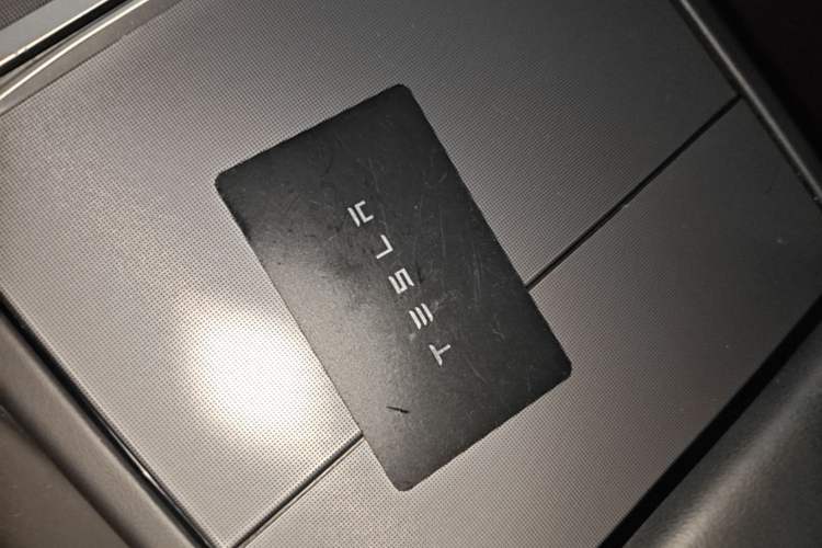 Used Tesla Model 3 2023 Long-Range All-Wheel-Drive Version Vehicle Key