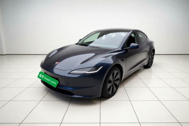 Used Tesla Model 3 2023 Long-Range All-Wheel-Drive Version