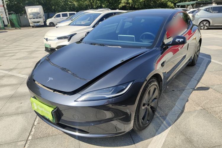 Tesla Model 3 2023 Long-Range All-Wheel-Drive Version
