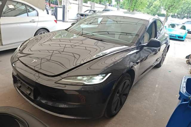 Used Tesla Model 3 2023 Rear-Wheel-Drive Version