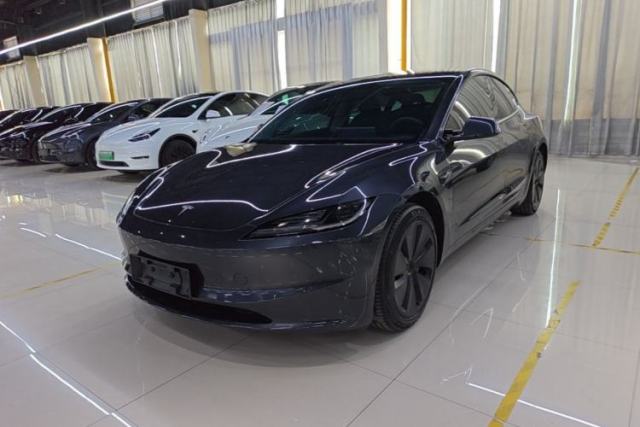 Tesla Model 3 2023 Rear-Wheel-Drive Version usado