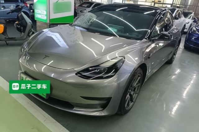 Ojetý Tesla Model 3 2023 Rear-Wheel-Drive Version