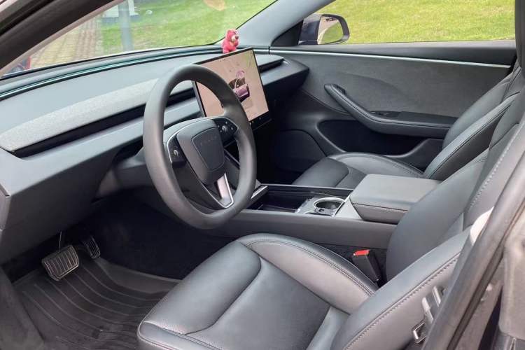 Used Tesla Model 3 2023 Rear-Wheel-Drive Version Driver Seat