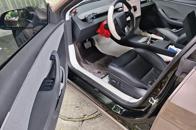 Used Tesla Model 3 2023 Rear-Wheel-Drive Version Driver Seat