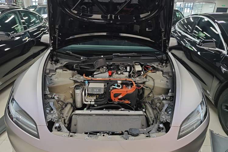 Used Tesla Model 3 2023 Rear-Wheel-Drive Version Engine Bay