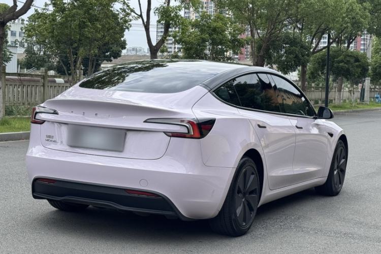 Used Tesla Model 3 2023 Rear-Wheel-Drive Version Exterior 3