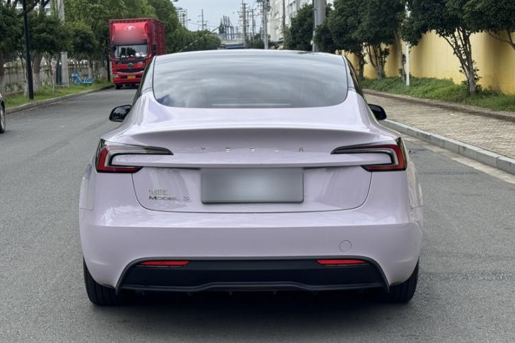 Used Tesla Model 3 2023 Rear-Wheel-Drive Version Exterior 4