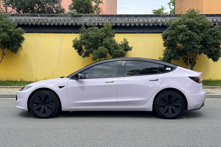 Used Tesla Model 3 2023 Rear-Wheel-Drive Version Exterior 5