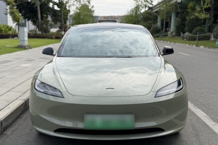Used Tesla Model 3 2023 Rear-Wheel-Drive Version Exterior 5