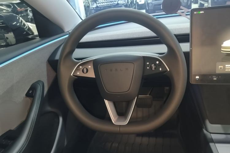 Used Tesla Model 3 2023 Rear-Wheel-Drive Version Steering Wheel