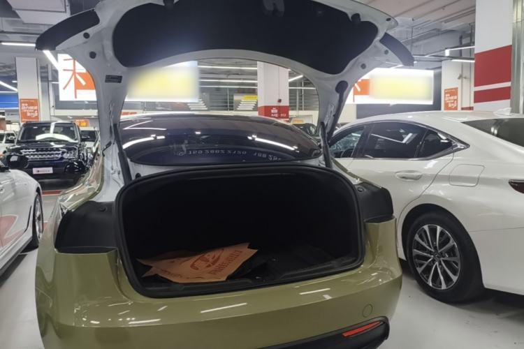 Used Tesla Model 3 2023 Rear-Wheel-Drive Version Trunk
