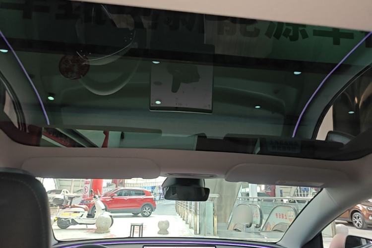 Used Tesla Model 3 2023 Rear-Wheel-Drive Version Headliner