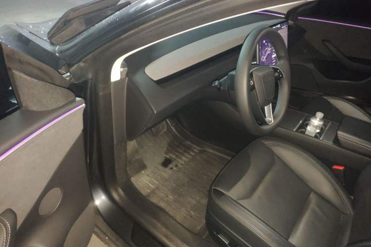Used Tesla Model 3 2023 Long-Range All-Wheel-Drive Version Driver Seat