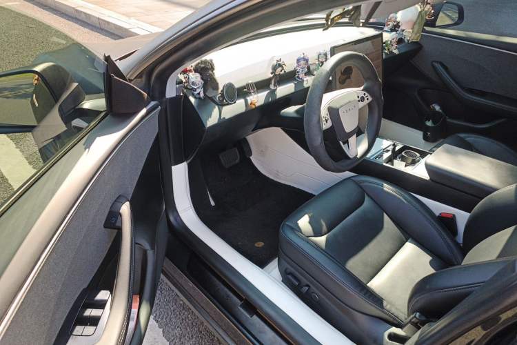Used Tesla Model 3 2023 Rear-Wheel-Drive Version Driver Seat