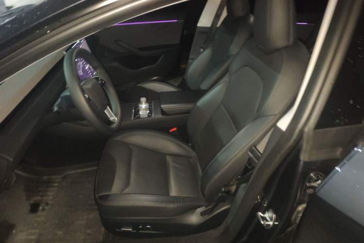 Used Tesla Model 3 2023 Long-Range All-Wheel-Drive Version Left Front Seat