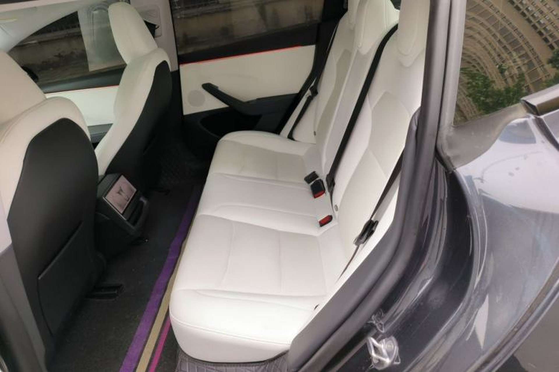 Used Tesla Model 3 2023 Long-Range All-Wheel-Drive Version Left Rear Seat