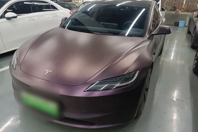 Tesla Model 3 2023 Rear-Wheel-Drive Version usado