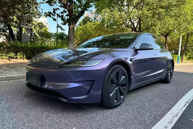Used Tesla Model 3 2023 Long-Range All-Wheel-Drive Version
