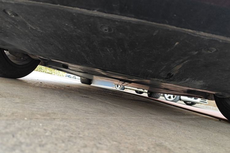 Used Tesla Model 3 2023 Long-Range All-Wheel-Drive Version Chassis Front