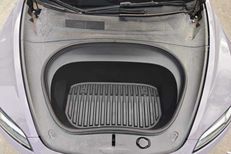 Used Tesla Model 3 2023 Rear-Wheel-Drive Version Engine Bay