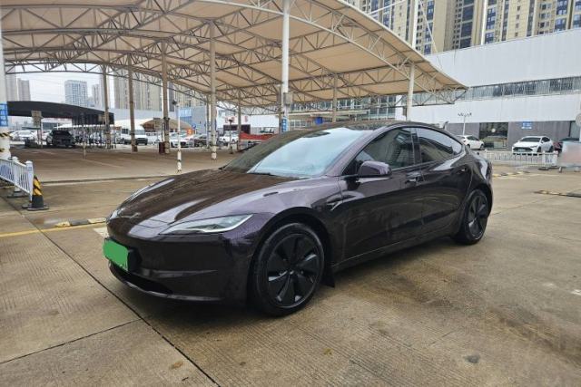 Used Tesla Model 3 2023 Long-Range All-Wheel-Drive Version
