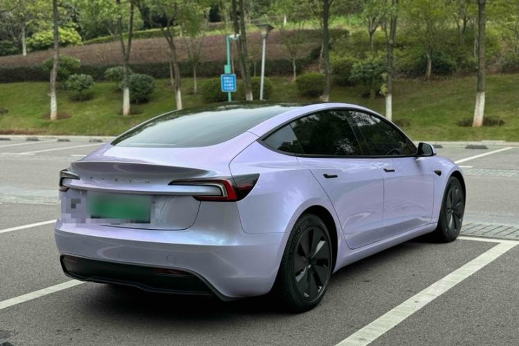 Used Tesla Model 3 2023 Long-Range All-Wheel-Drive Version Exterior 3