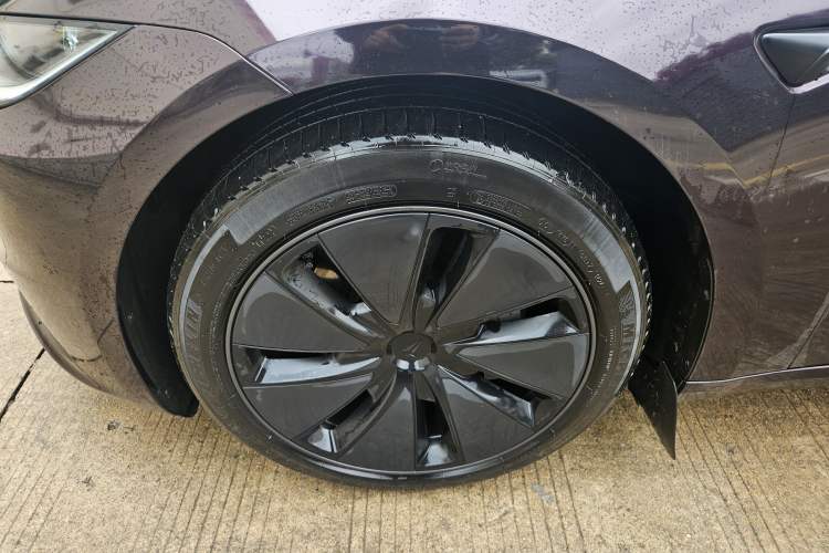 Used Tesla Model 3 2023 Long-Range All-Wheel-Drive Version Exterior 5