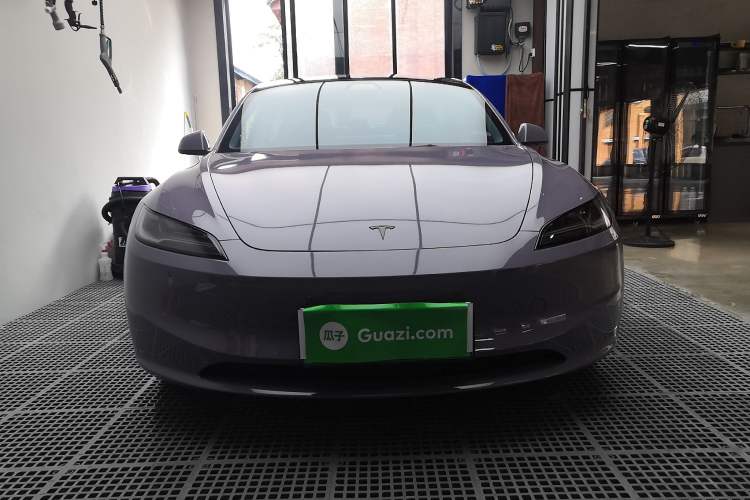 Used Tesla Model 3 2023 Long-Range All-Wheel-Drive Version Front