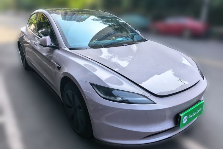 Used Tesla Model 3 2023 Rear-Wheel-Drive Version Front Right 45 Deg