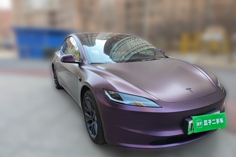 Used Tesla Model 3 2023 Long-Range All-Wheel-Drive Version Front Right 45 Deg