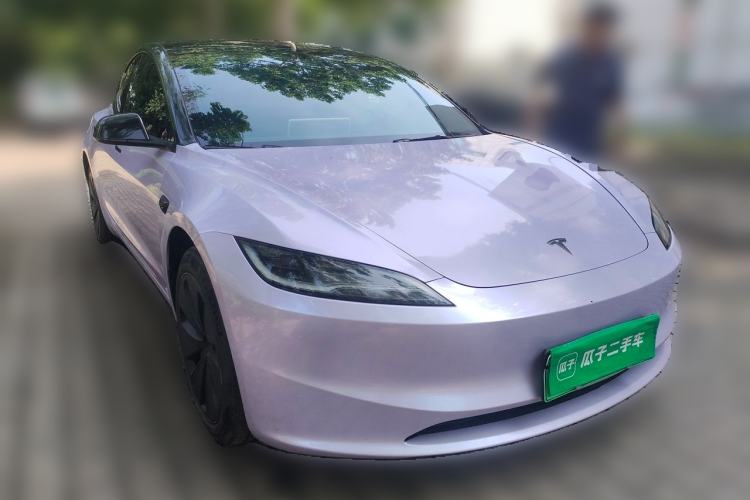 Used Tesla Model 3 2023 Rear-Wheel-Drive Version Front Right 45 Deg