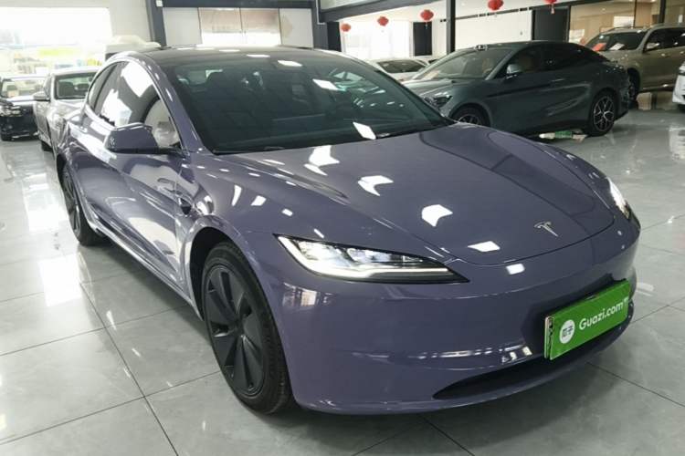 Used Tesla Model 3 2023 Rear-Wheel-Drive Version Front Right 45 Deg