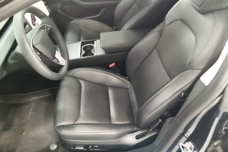 Used Tesla Model 3 2023 Rear-Wheel-Drive Version Left Front Seat