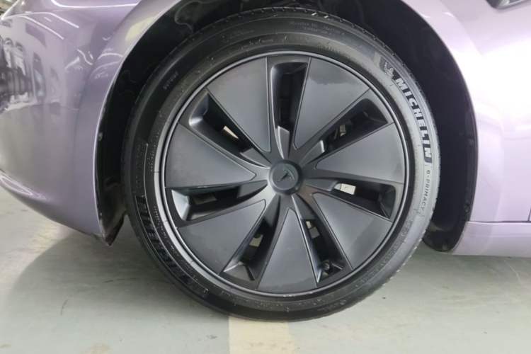 Used Tesla Model 3 2023 Rear-Wheel-Drive Version Left Front Wheel Hub