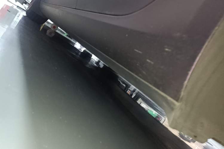 Used Tesla Model 3 2023 Rear-Wheel-Drive Version Left Side Sill