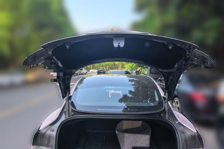 Used Tesla Model 3 2023 Rear-Wheel-Drive Version Trunk