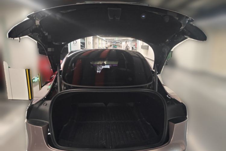 Used Tesla Model 3 2023 Rear-Wheel-Drive Version Trunk