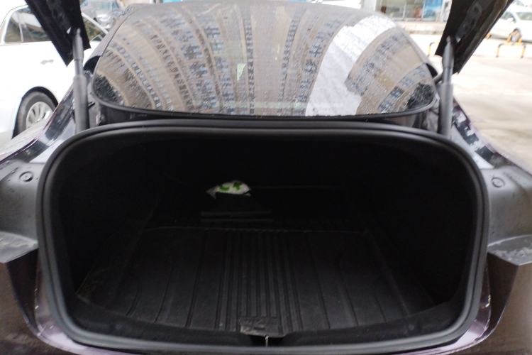 Used Tesla Model 3 2023 Long-Range All-Wheel-Drive Version Trunk