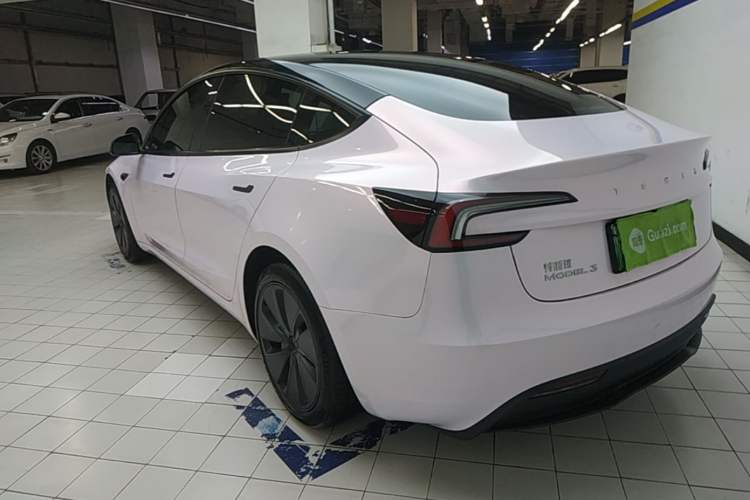 Used Tesla Model 3 2023 Rear-Wheel-Drive Version Rear Left 45 Deg