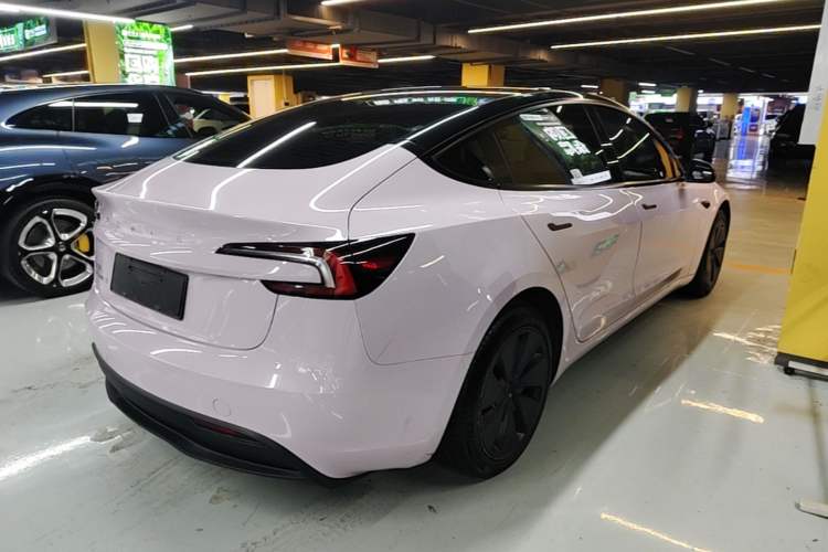 Used Tesla Model 3 2023 Rear-Wheel-Drive Version Rear Right 45 Deg