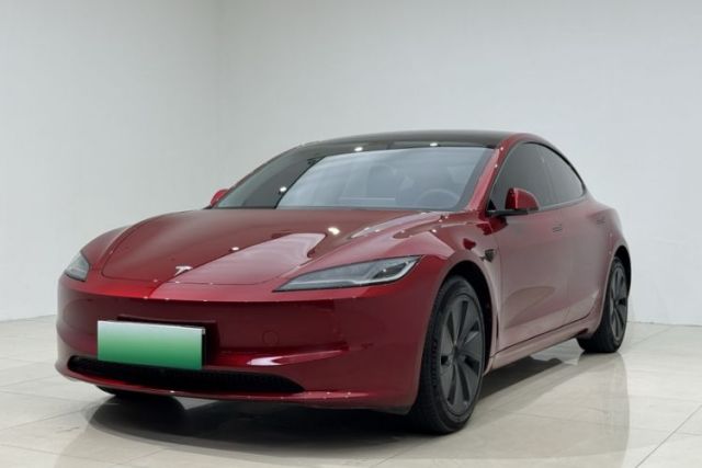 Used Tesla Model 3 2023 Long-Range All-Wheel-Drive Version