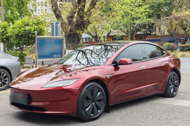 Used Tesla Model 3 2023 Rear-Wheel-Drive Version